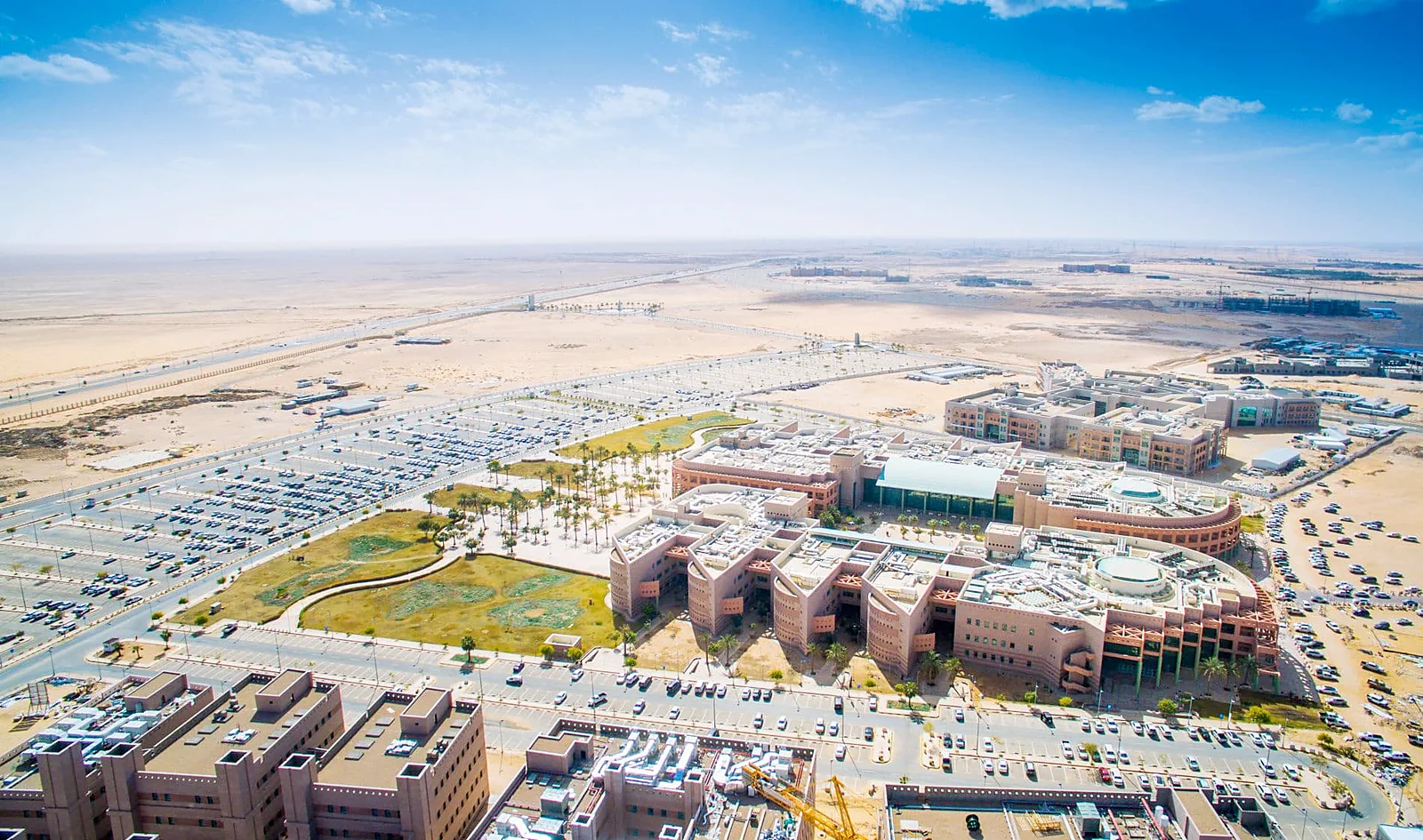 ترميم مباني جامعة الجوف